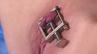 A milf loira monta a pila poderosa do seu amante e filme pornô mulher 18 anos bebe esperma