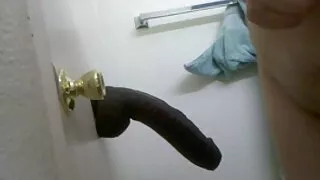 Preto sádico na sessão de BDSM trouxe ruiva cadela em filme de pornô homem transando com cachorra êxtase
