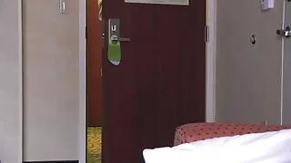Ouvi filme de sexo mulher transando com homem a picape e comecei a dar - se a ele na cama fria