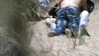 Tesão peituda morena facilmente seduzido cara filme pornô de mulher e animal com delícias