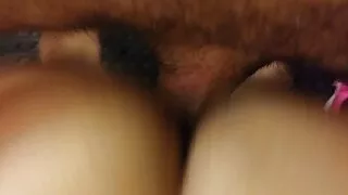 Derramou filme pornô com mulher bem bonita uma corrente de esperma na língua da rapariga e filmou um Broche em grande plano