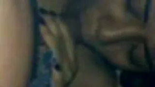 Barbudo ruiva gracinha fode entre peitos e buceta filme de pornô mulher com mulher
